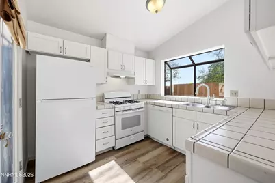 889 W Bonanza Drive, Carson City, NV 89706 - Photo 11