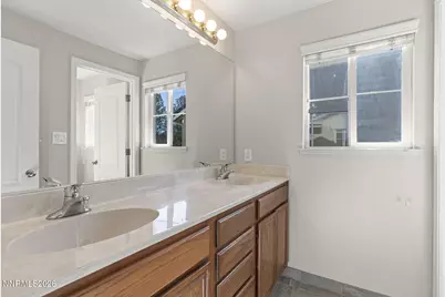10041 Silver Star Drive, Reno, NV 89521 - Photo 17