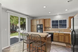 10041 Silver Star Dr, Reno, NV 89521 - Photo 7