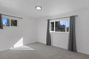 22 E H St, Sparks, NV 89431 - Photo 17