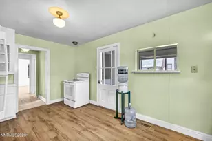 214 W Robinson St, Carson City, NV 89703 - Photo 19