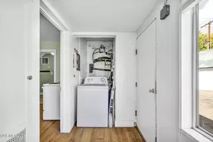 214 W Robinson St, Carson City, NV 89703 - Photo 45