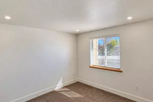 1271 Redwood Cir, Gardnerville, NV 89460 - Photo 5