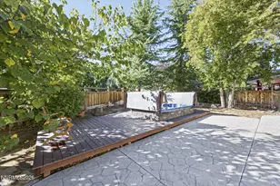 7035 Cinnamon Dr, Sparks, NV 89436 - Photo 11