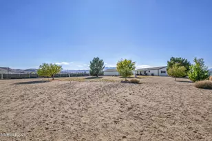 11190 Chesapeake Dr, Reno, NV 89506 - Photo 13