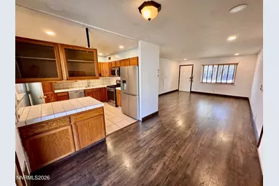 330 Richards Way, Sparks, NV 89431 - Photo 7