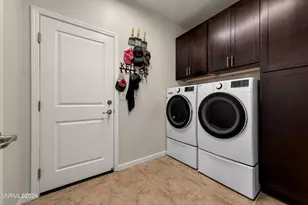 2300 Hickory Dr, Sparks, NV 89441 - Photo 9