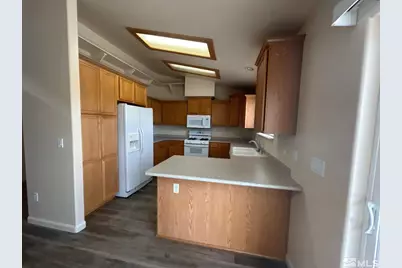 455 Mallard Way, Fernley, NV 89408 - Photo 7