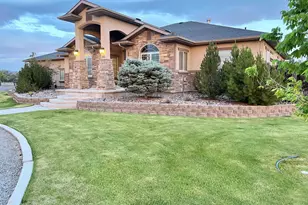 360 Jillian, Battle Mountain, NV 89820 - Photo 1