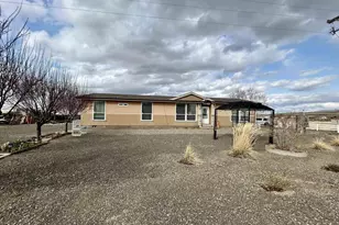 3045 Mercury Ave, Winnemucca, NV 89445 - Photo 1