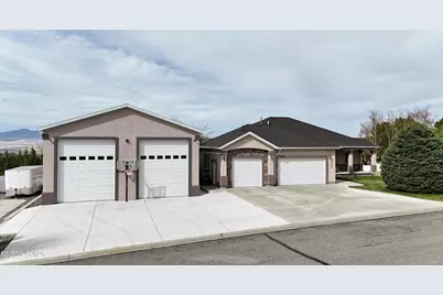 5895 Brooke Drive, Winnemucca, NV 89445 - Photo 1