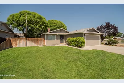 231 N Whitacre Street, Yerington, NV 89447 - Photo 1