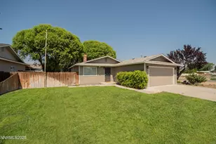 231 N Whitacre St, Yerington, NV 89447 - Photo 1