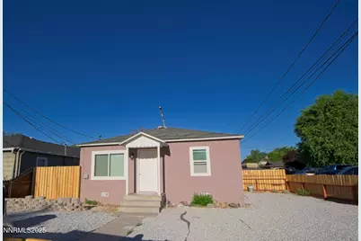 985 10th Street, Sparks, NV 89431 - Photo 1