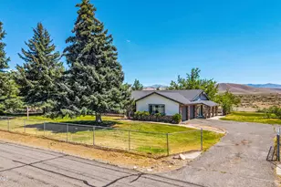 1513 S Riverview Dr, Gardnerville, NV 89460 - Photo 1