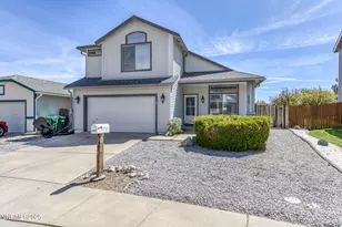 8720 Malibu Dr, Reno, NV 89506 - Photo 1