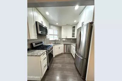 2671 Sycamore Glen Drive #APT 4, Sparks, NV 89434 - Photo 1
