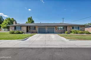 905 E Taylor St, Reno, NV 89502 - Photo 1