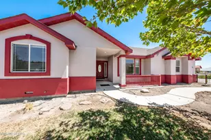 995 Lasso Way, Fernley, NV 89408 - Photo 1