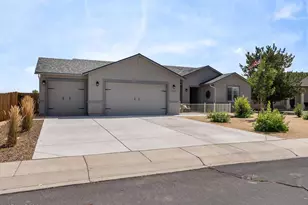 322 Bens Way, Fernley, NV 89408 - Photo 1