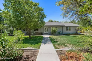 2210 Silver Cir, Fallon, NV 89406 - Photo 1