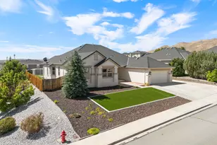 1838 Kinglet Dr, Sparks, NV 89441 - Photo 1