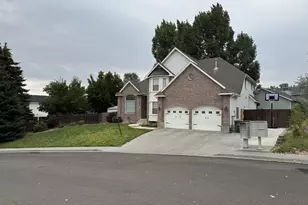 2081 Russell Dr, Elko, NV 89801 - Photo 1