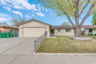 2942 Caballo Dr, Reno, NV 89502 - Photo 1