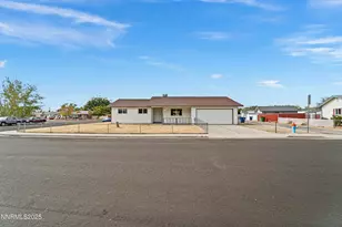 829 Sunset Dr, Fallon, NV 89406 - Photo 1