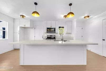 650 Lancaster Drive, Reno, NV 89506 - Photo 1