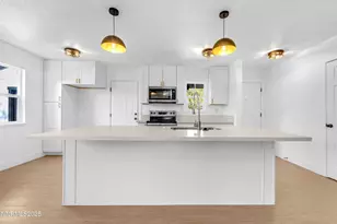 650 Lancaster Dr, Reno, NV 89506 - Photo 1