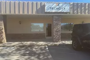 880 Cottonwood Ln, Fernley, NV 89408 - Photo 1