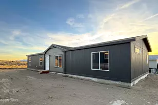 3617 Crown Royal Cir, Winnemucca, NV 89445 - Photo 1