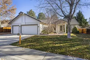 5466 Santa Rosa Ave, Sparks, NV 89436 - Photo 1