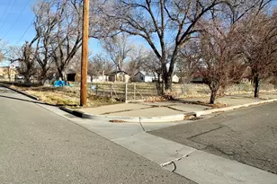 391 W 1st St, Winnemucca, NV 89445 - Photo 1