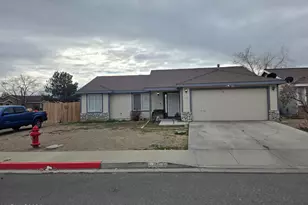 117 Primrose Dr, Fernley, NV 89408 - Photo 1