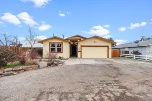 87 Gurr Ct, Sparks, NV 89431 - Photo 1