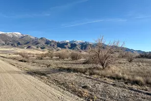 21990 Summer View Dr, Lovelock, NV 89419 - Photo 1