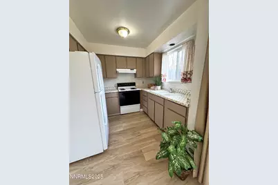 827 Belli Drive, Reno, NV 89502 - Photo 1