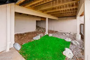 2648 Edgerock Rd, Reno, NV 89519 - Photo 33