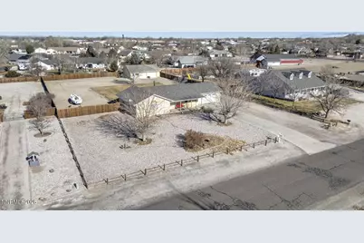 2100 Birch Lane, Fallon, NV 89406 - Photo 1