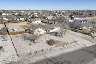 2100 Birch Ln, Fallon, NV 89406 - Photo 1