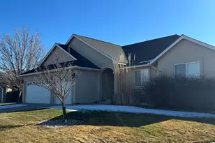 1971 1 Iron Ct, Fernley, NV 89408 - Photo 1