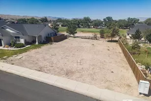 594 Wedge Ln, Fernley, NV 89408 - Photo 1
