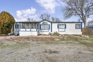 5556 Mark Cir, Sun Valley, NV 89433 - Photo 1