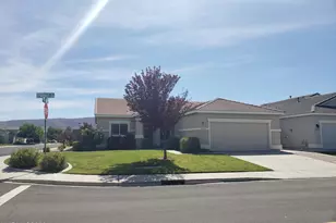 10210 Robilee Dr, Reno, NV 89521 - Photo 1