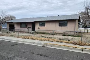 185 Ferguson St, Fallon, NV 89406 - Photo 1