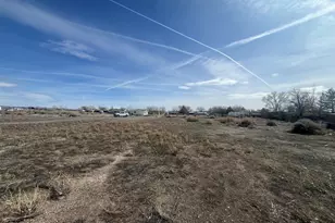 7 Olympia Ct, Yerington, NV 89447 - Photo 1