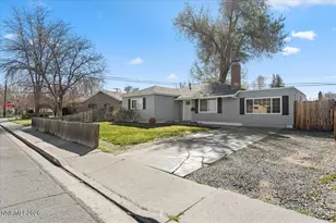 105 O St, Sparks, NV 89431 - Photo 1