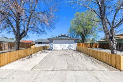 832 E Greenbrae Drive, Sparks, NV 89434 - Photo 1